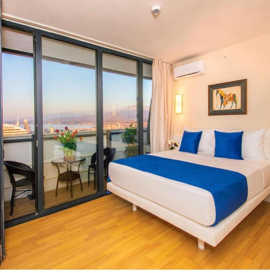 Aparthotel Orbi City Center Sea View Batumi Exterior foto