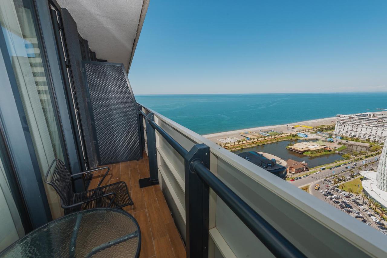 Aparthotel Orbi City Center Sea View Batumi Exterior foto