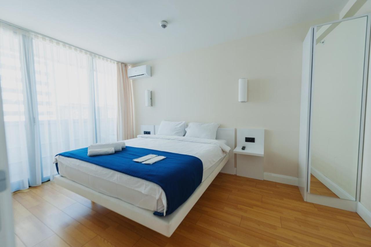 Aparthotel Orbi City Center Sea View Batumi Exterior foto