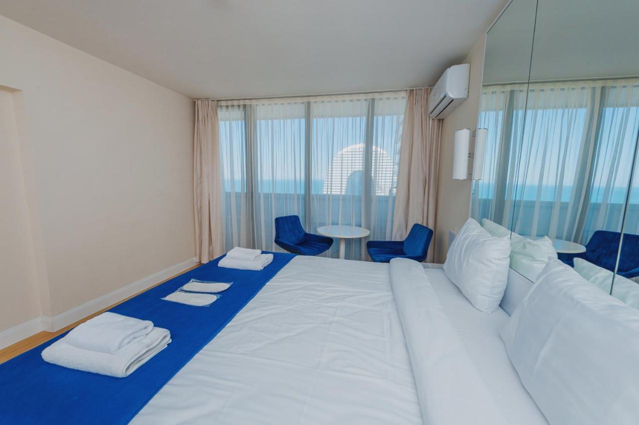 Aparthotel Orbi City Center Sea View Batumi Exterior foto