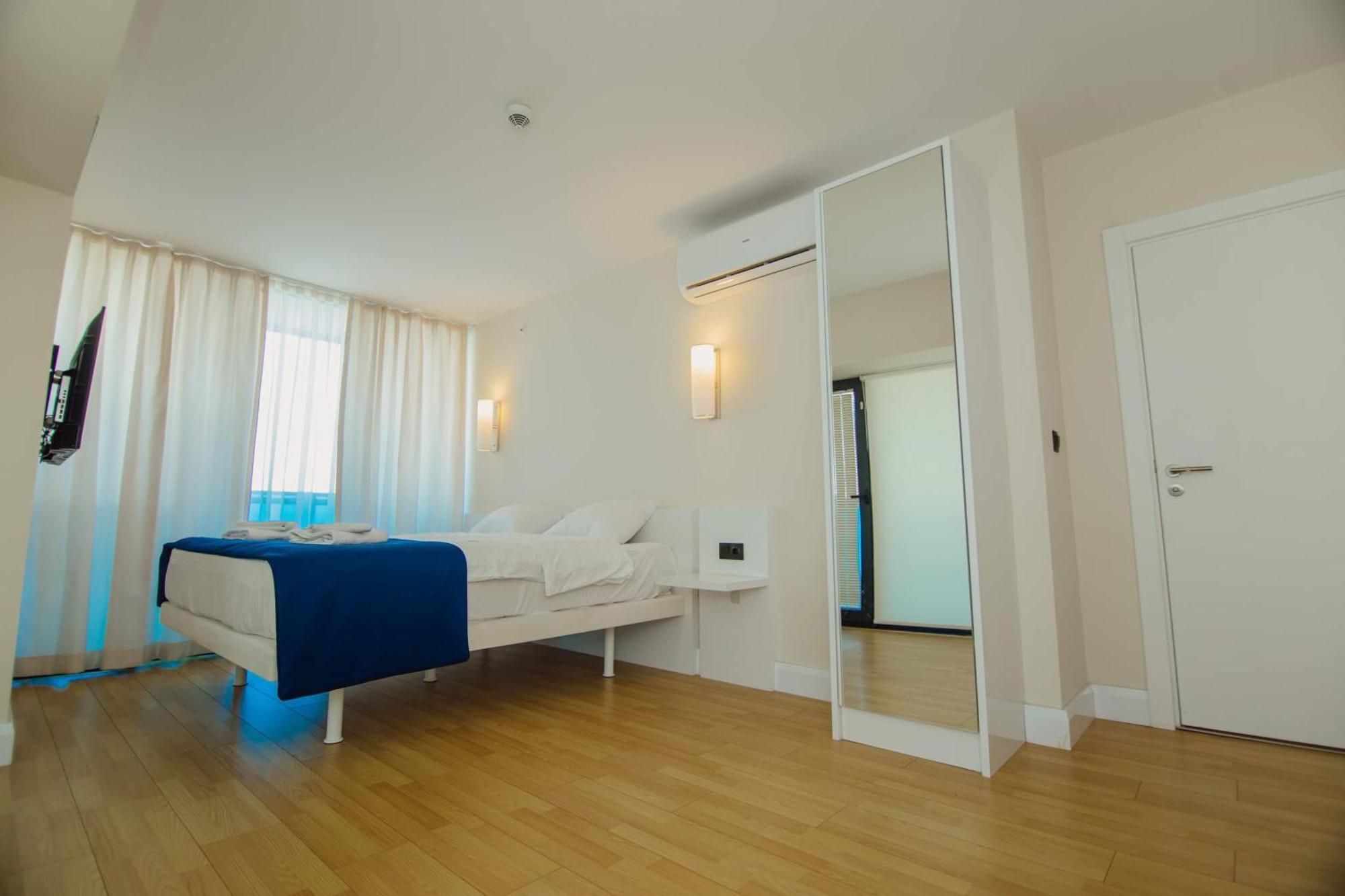 Aparthotel Orbi City Center Sea View Batumi Exterior foto