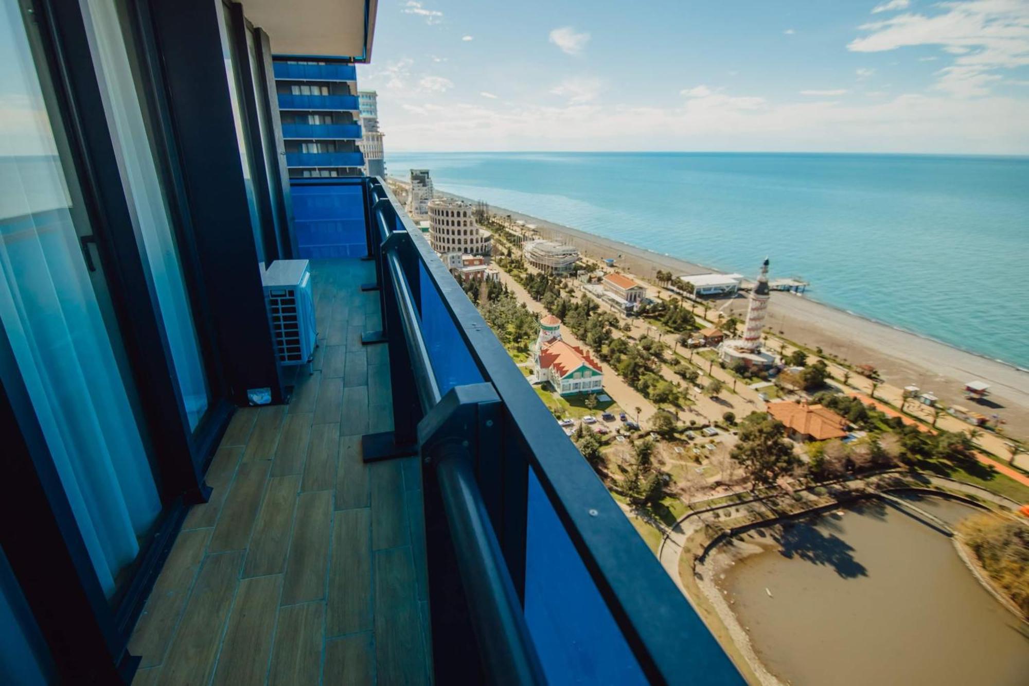 Aparthotel Orbi City Center Sea View Batumi Exterior foto