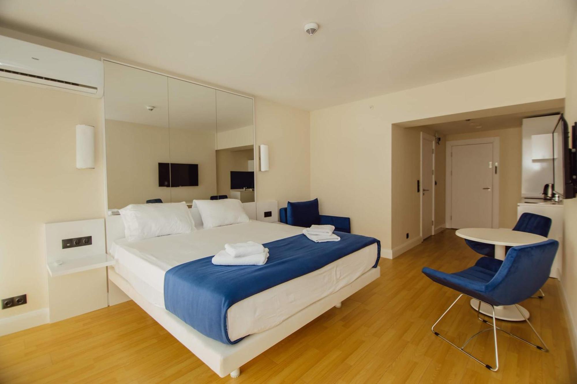 Aparthotel Orbi City Center Sea View Batumi Exterior foto