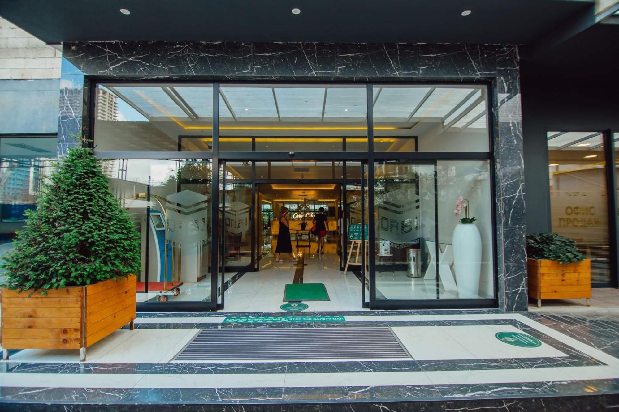 Aparthotel Orbi City Center Sea View Batumi Exterior foto