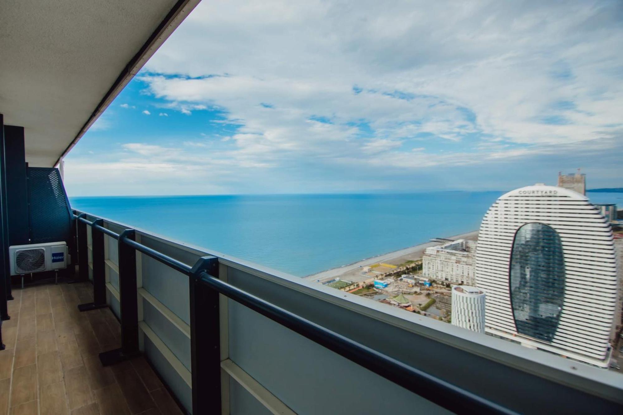 Aparthotel Orbi City Center Sea View Batumi Exterior foto